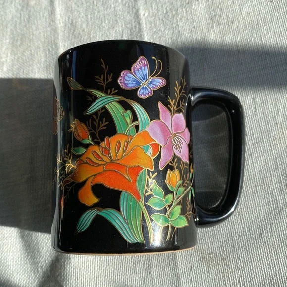 *HOST PICK* Price Firm. Set: pretty Otagiri Japan mug set - Picture 3 of 5